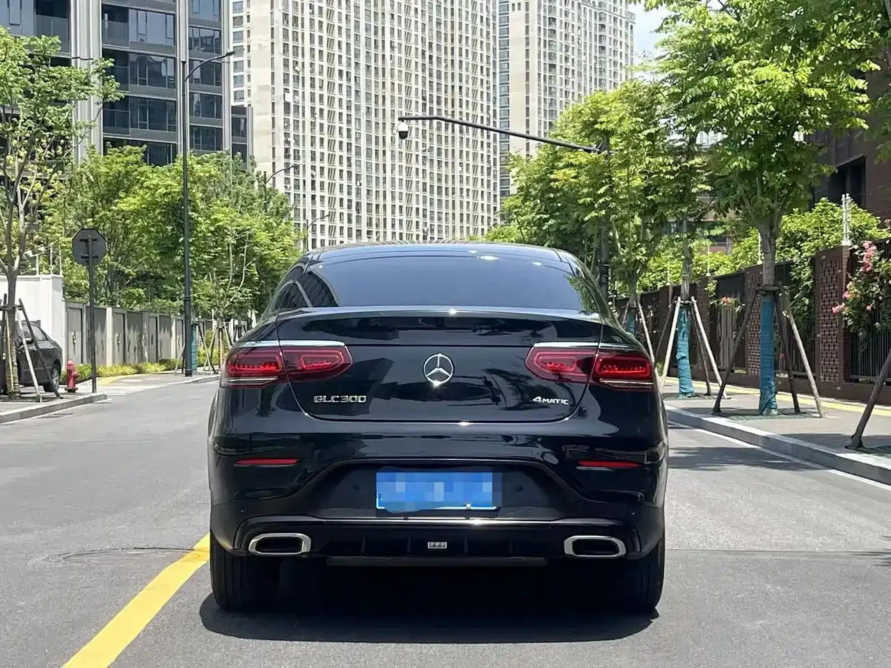 Mercedes-Benz GLC Coupe 2020 GLC 300 4MATIC Coupe SUV фото 6