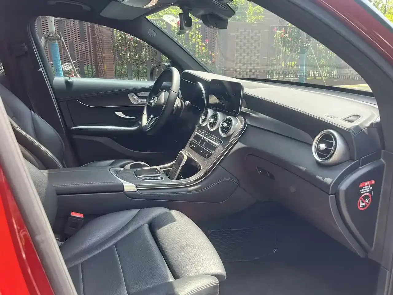 Mercedes-Benz GLC Coupe 2020 GLC 300 4MATIC Coupe SUV фото 10