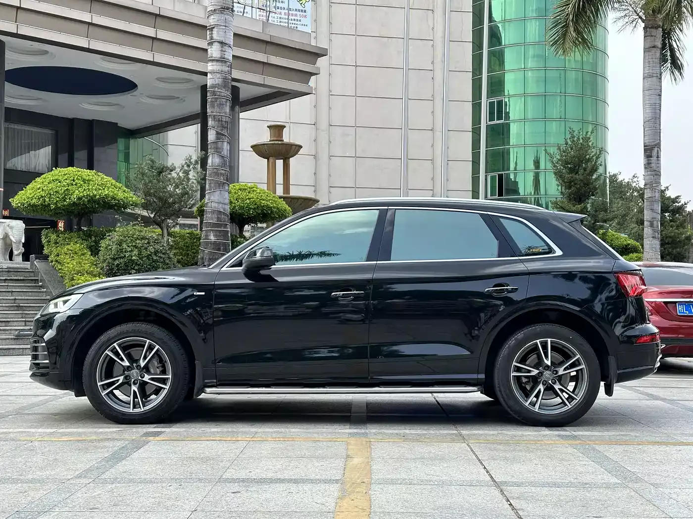 Audi Q5L 2018 40 TFSI Prestige Fashion (China V) фото 4