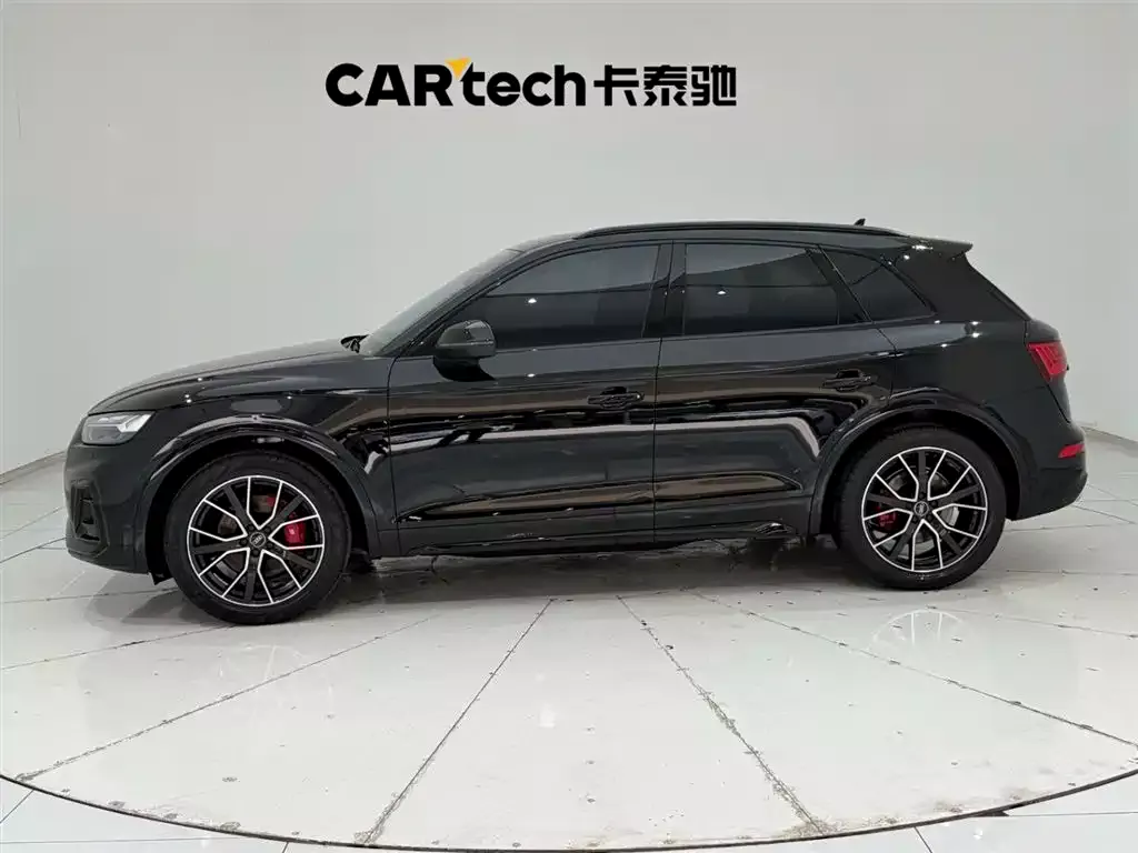Audi SQ5 2021 3.0 TFSI quattro фото 6