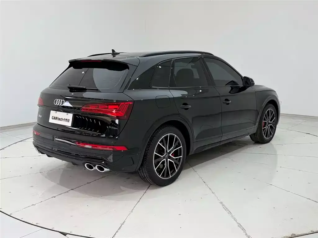 Audi SQ5 2021 3.0 TFSI quattro фото 8