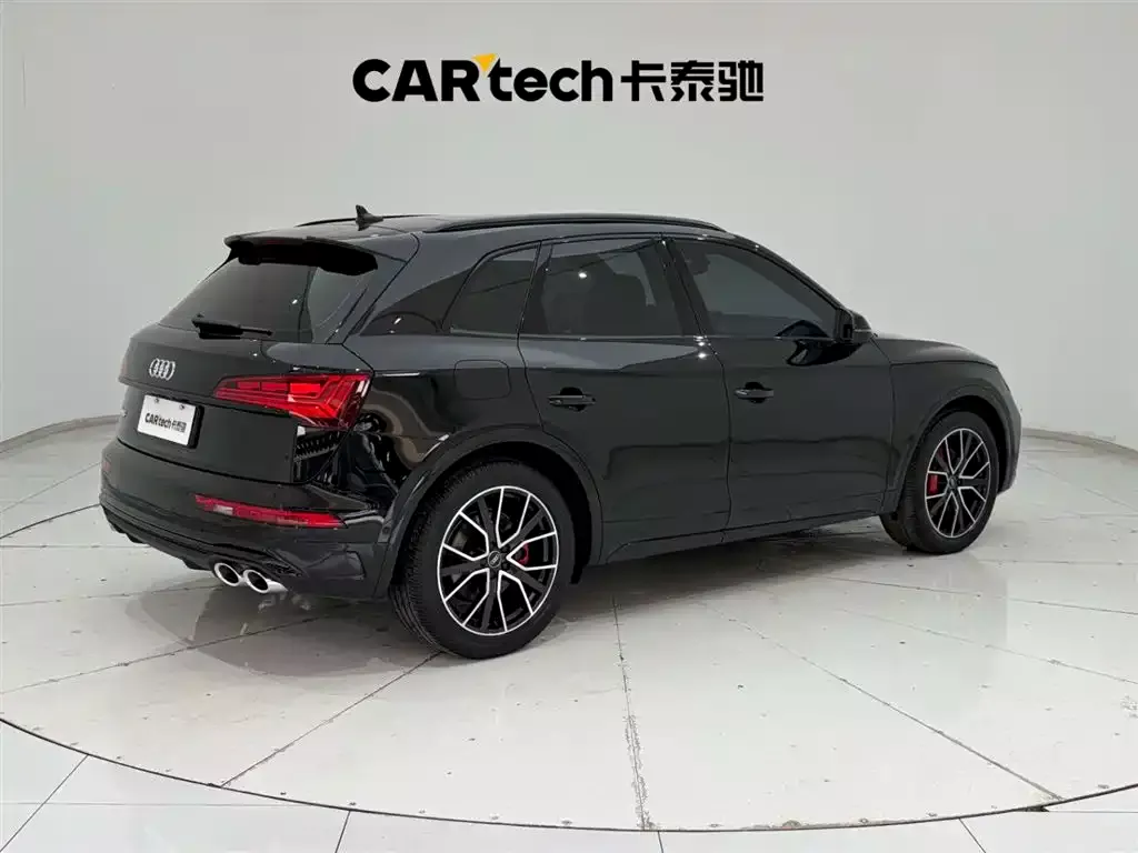 Audi SQ5 2021 3.0 TFSI quattro фото 11