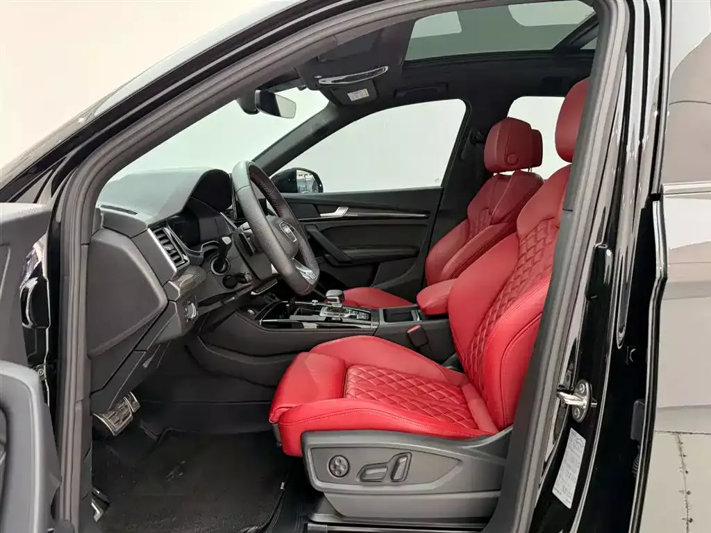 Audi SQ5 2021 3.0 TFSI quattro фото 15