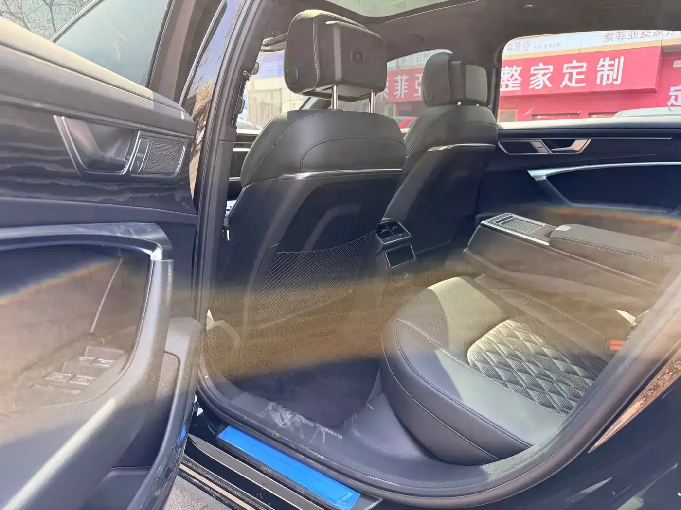 Audi A6L 2025 45 TFSI quattro Premium Sport фото 5