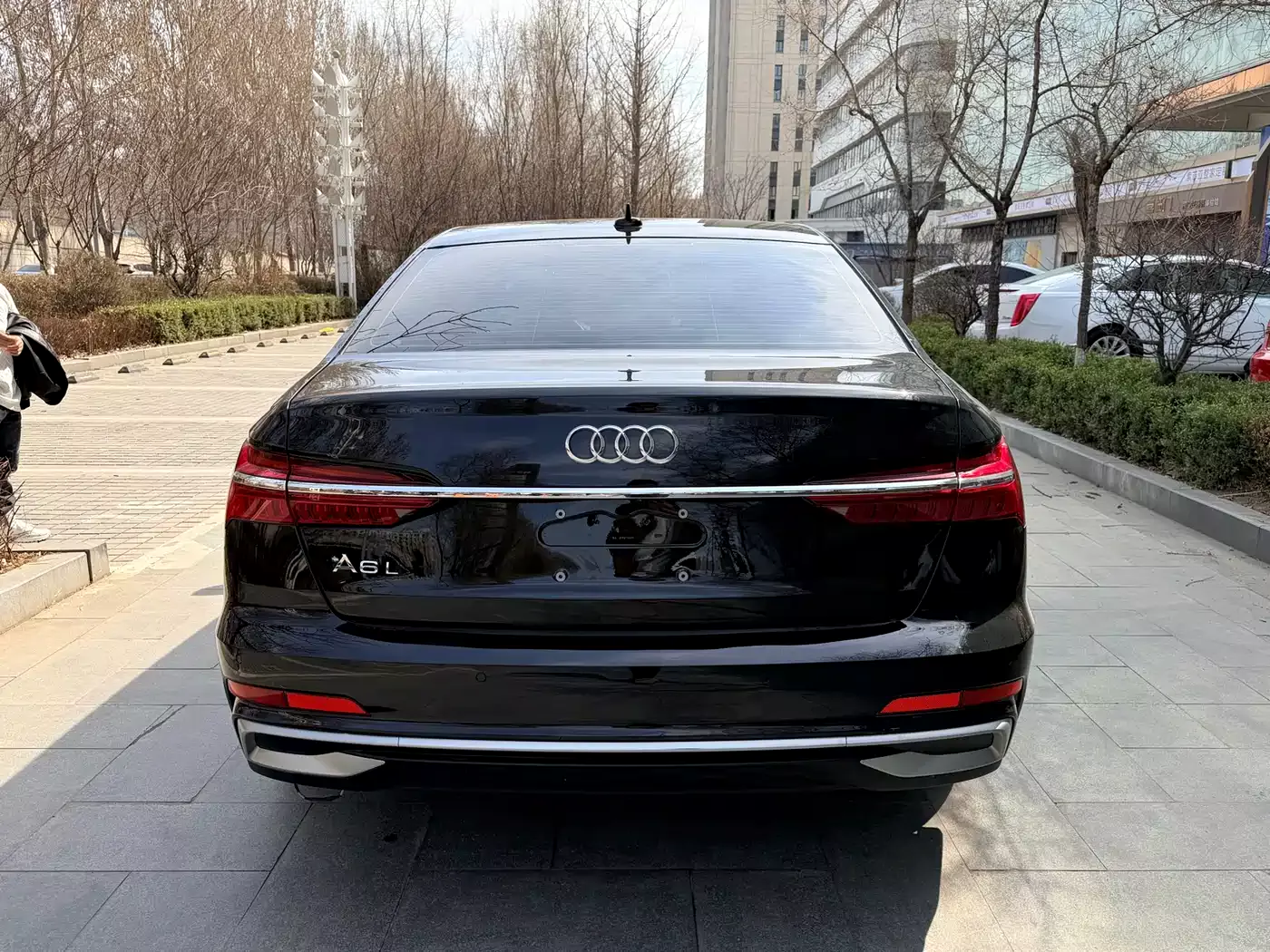 Audi A6L 2025 45 TFSI quattro Premium Sport фото 8