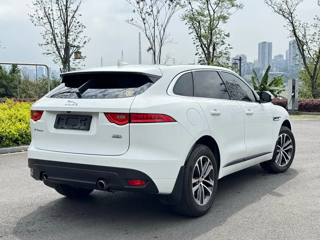 Jaguar F-PACE 2016 3.0 SC 4WD R-Sport фото 3