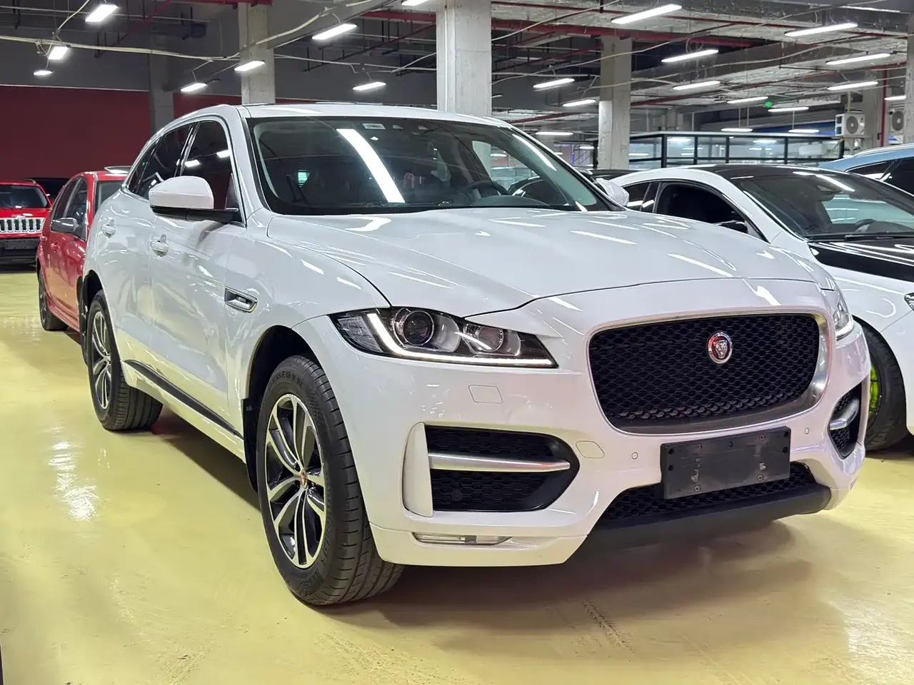 Jaguar F-PACE 2016 3.0 SC 4WD R-Sport фото 39