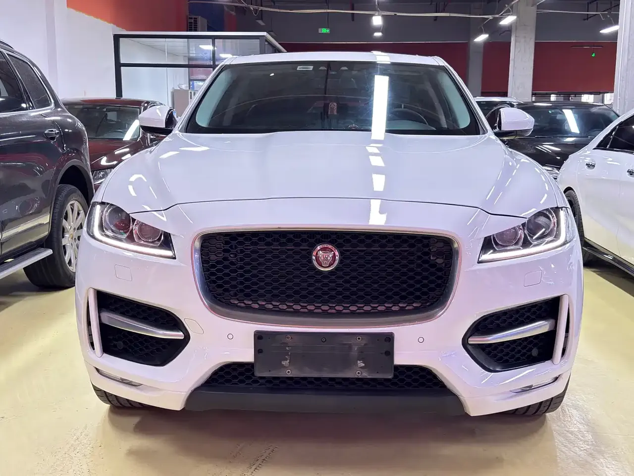 Jaguar F-PACE 2016 3.0 SC 4WD R-Sport фото 40