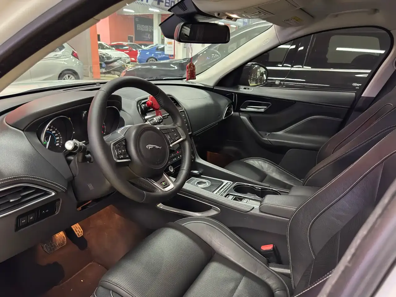 Jaguar F-PACE 2016 3.0 SC 4WD R-Sport фото 43