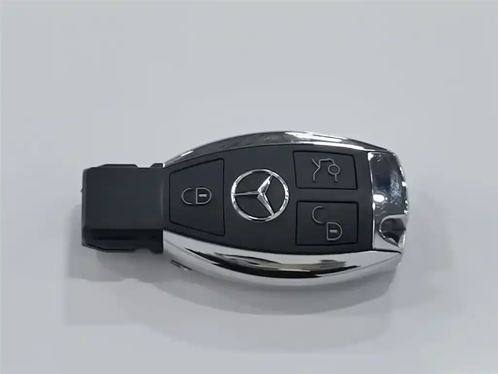 Mercedes-Benz GLC Coupe 2019 Facelift GLC 200 4MATIC Coupe SUV фото 19