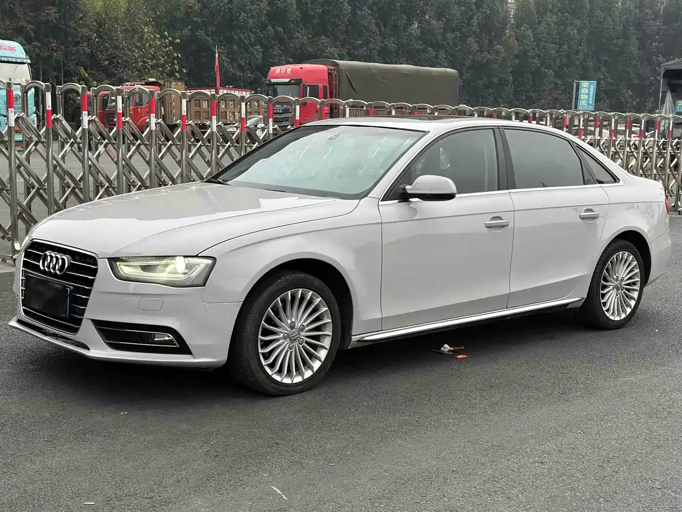 Audi A4L 2016 35 TFSI Collector's Edition S line Comfort