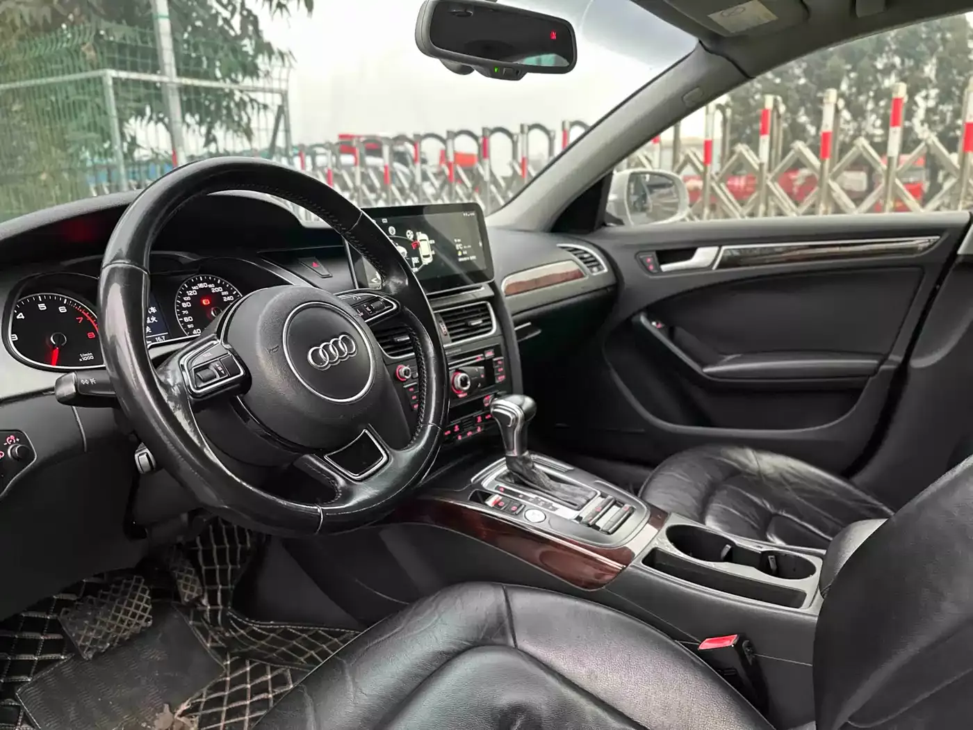 Audi A4L 2016 35 TFSI Collector's Edition S line Comfort фото 10