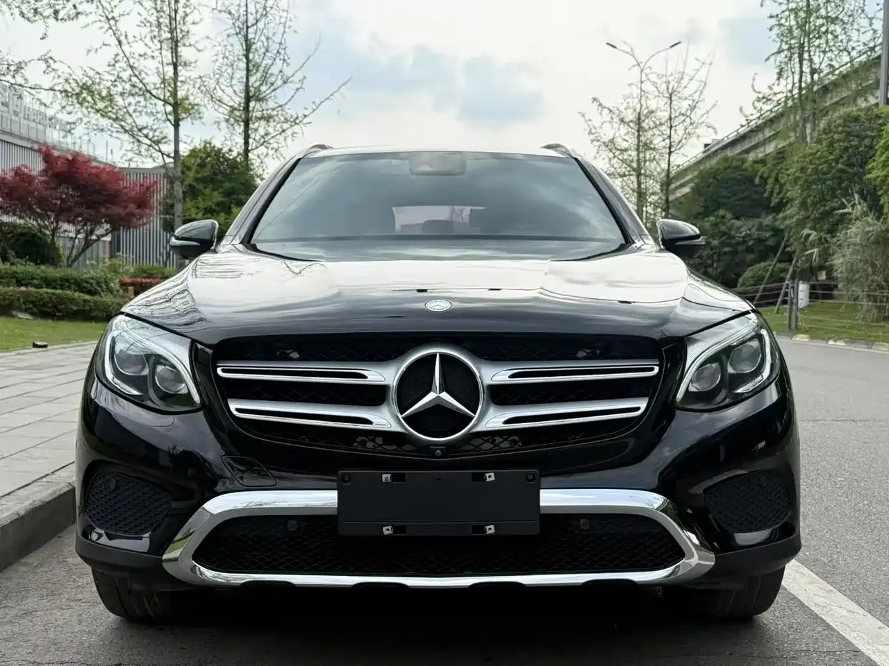 Mercedes-Benz GLC 2016 GLC 300 4MATIC Dynamic фото 2