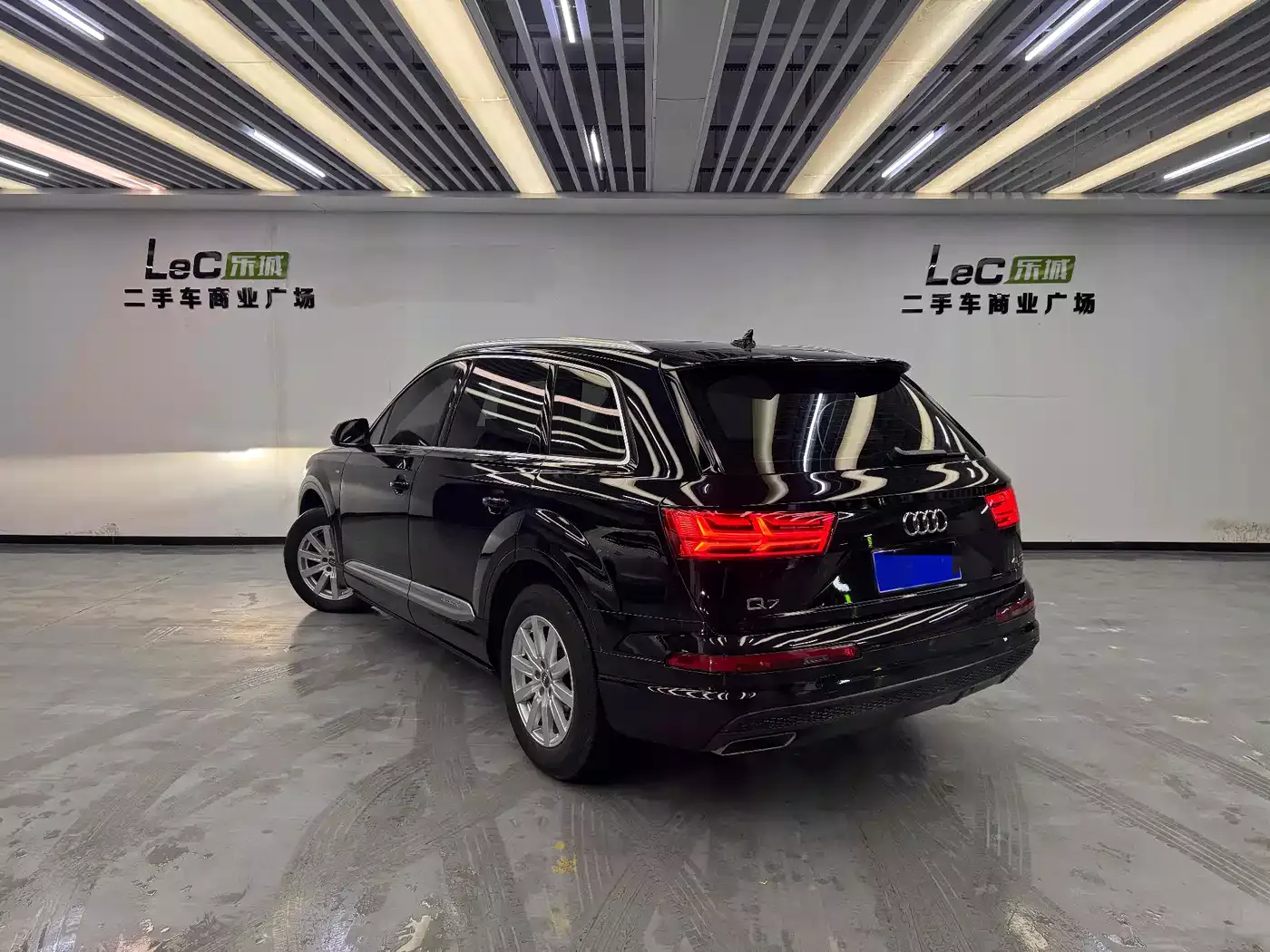 Audi Q7 2019 45 TFSI S line Sport фото 4