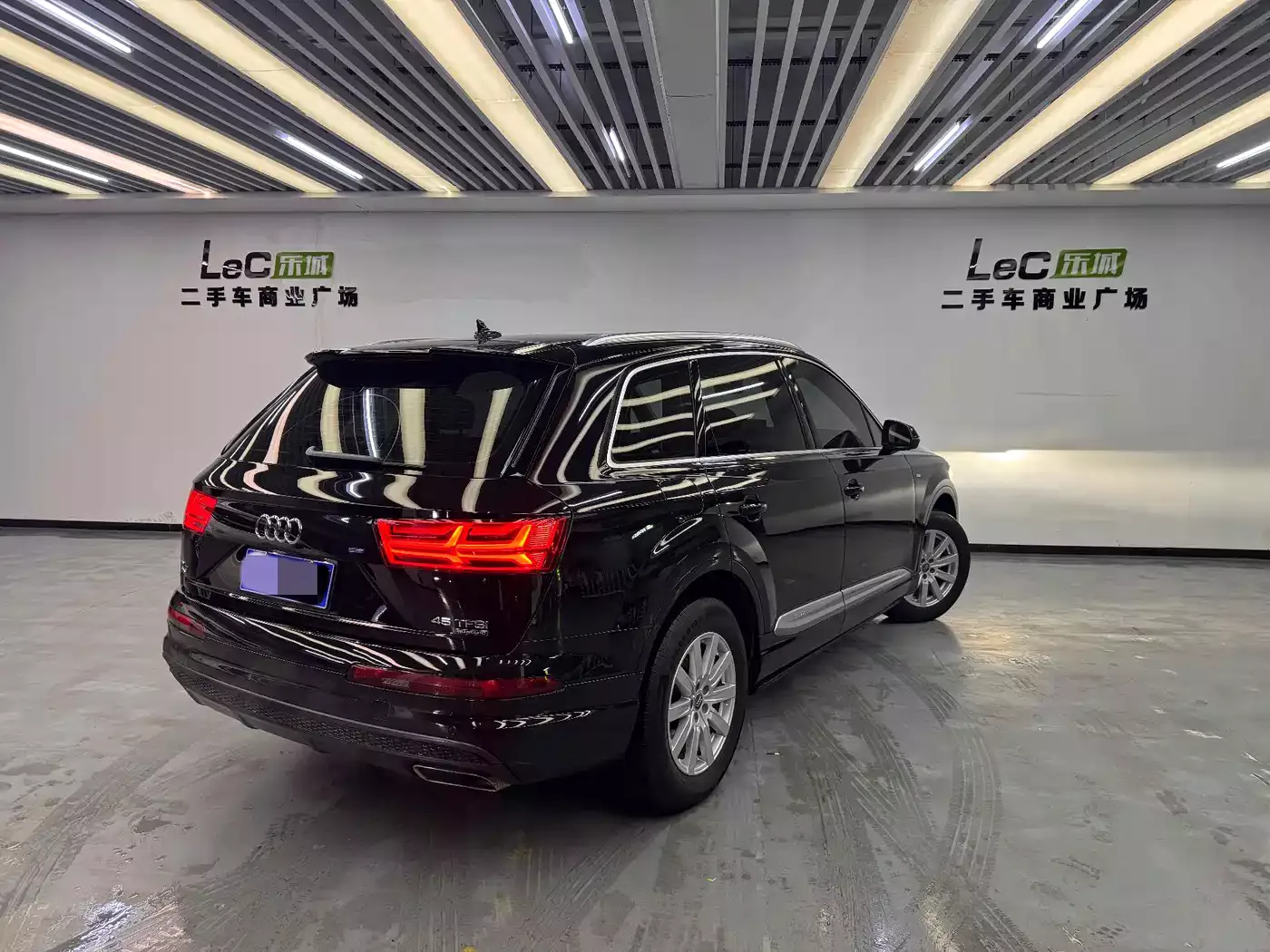 Audi Q7 2019 45 TFSI S line Sport фото 6
