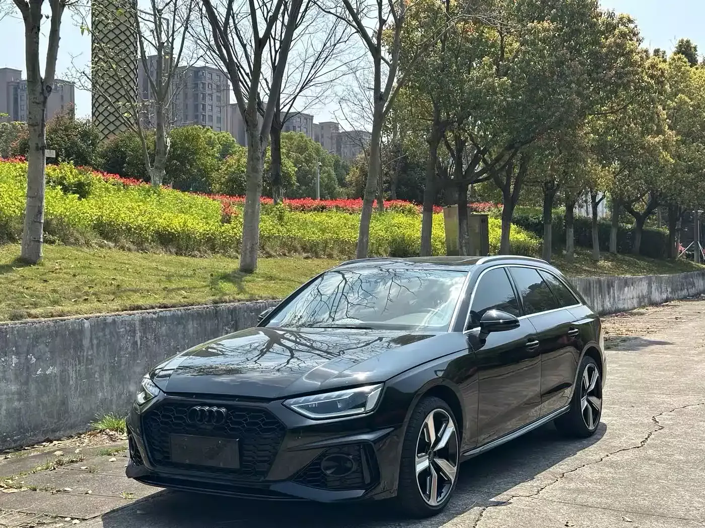 Audi A4 (Import) 2021 Avant Pioneer 40 TFSI Luxury Dynamic