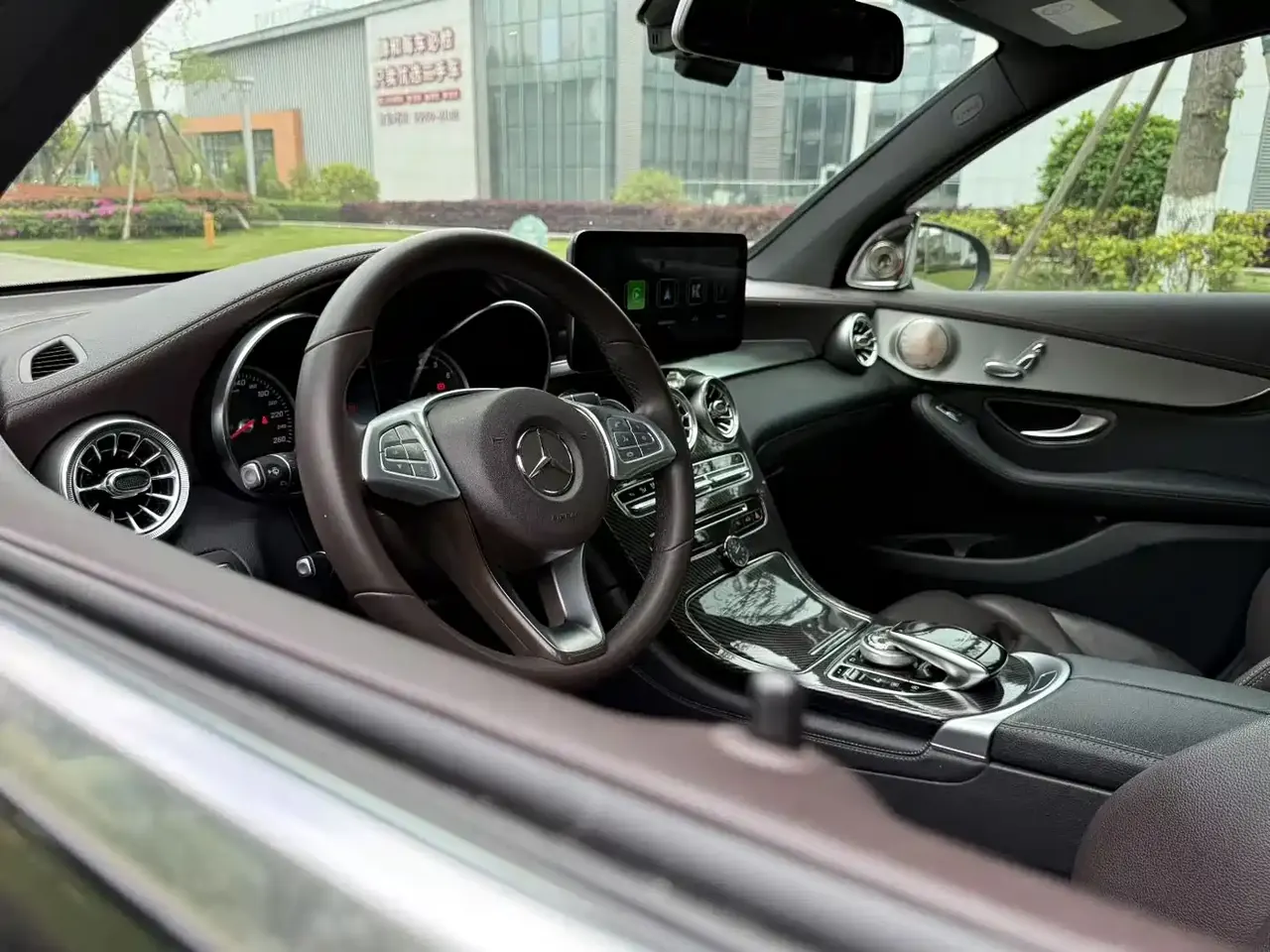 Mercedes-Benz GLC 2016 GLC 200 4MATIC фото 4