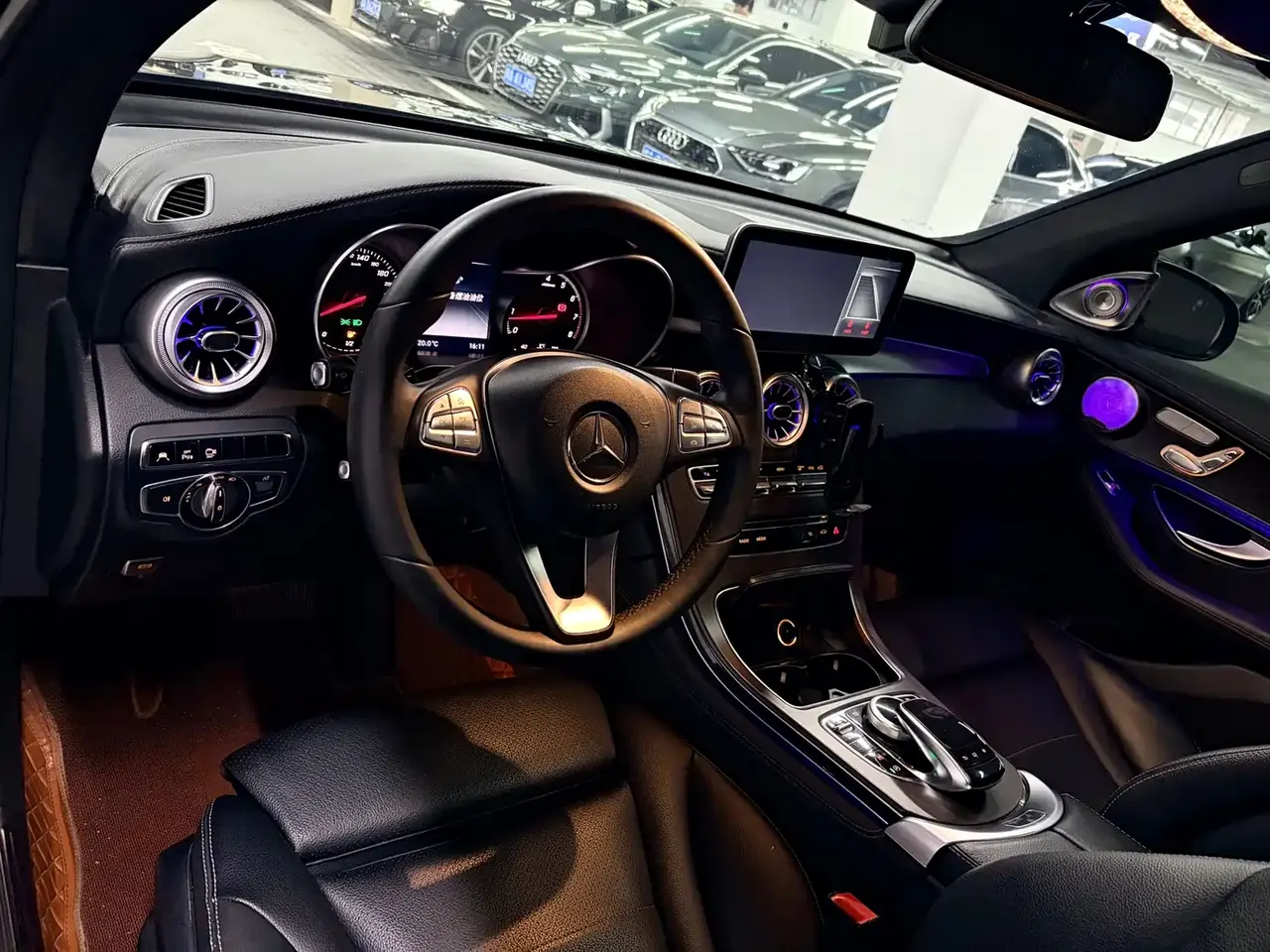 Mercedes-Benz GLC 2016 GLC 260 4MATIC Luxury фото 6