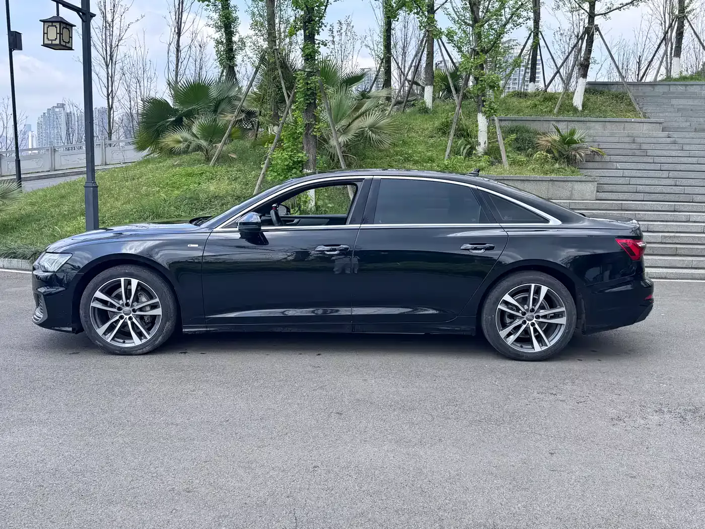Audi A6L 2019 40 TFSI Luxury Dynamic фото 3