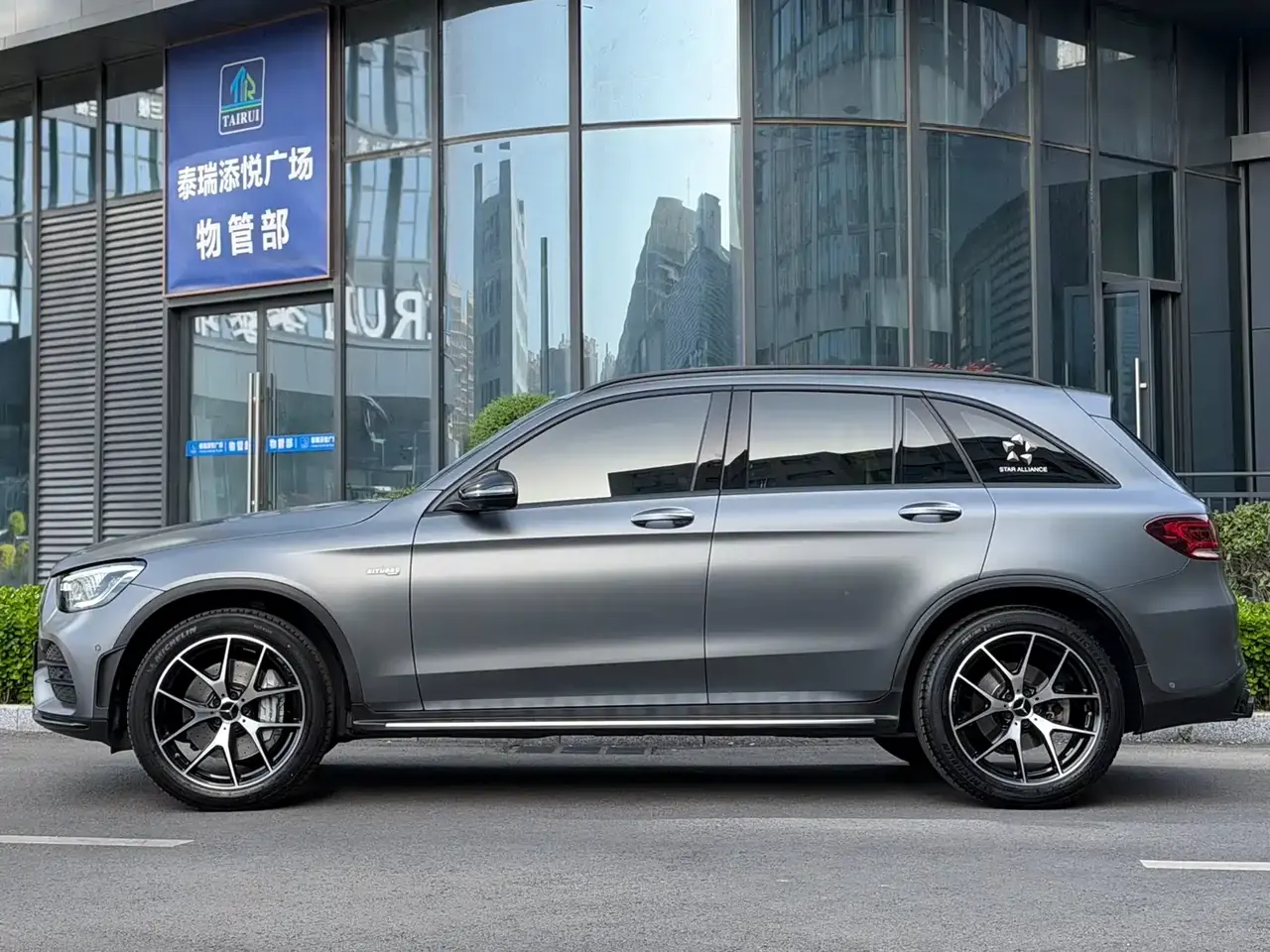 Mercedes-Benz GLC AMG 2022 AMG GLC 43 4MATIC фото 5