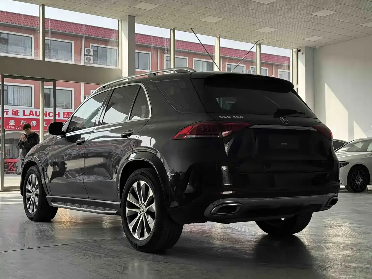 Mercedes-Benz GLE 2023 GLE 350 4MATIC Dynamic фото 9