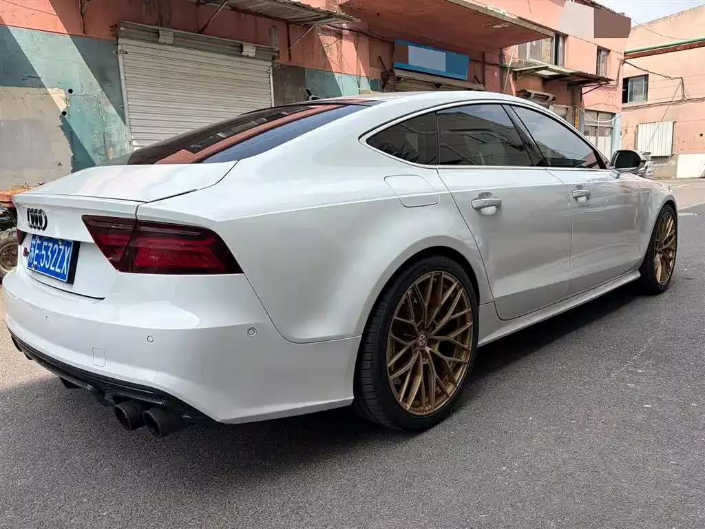 Audi S7 2016 4.0 TFSI quattro фото 9