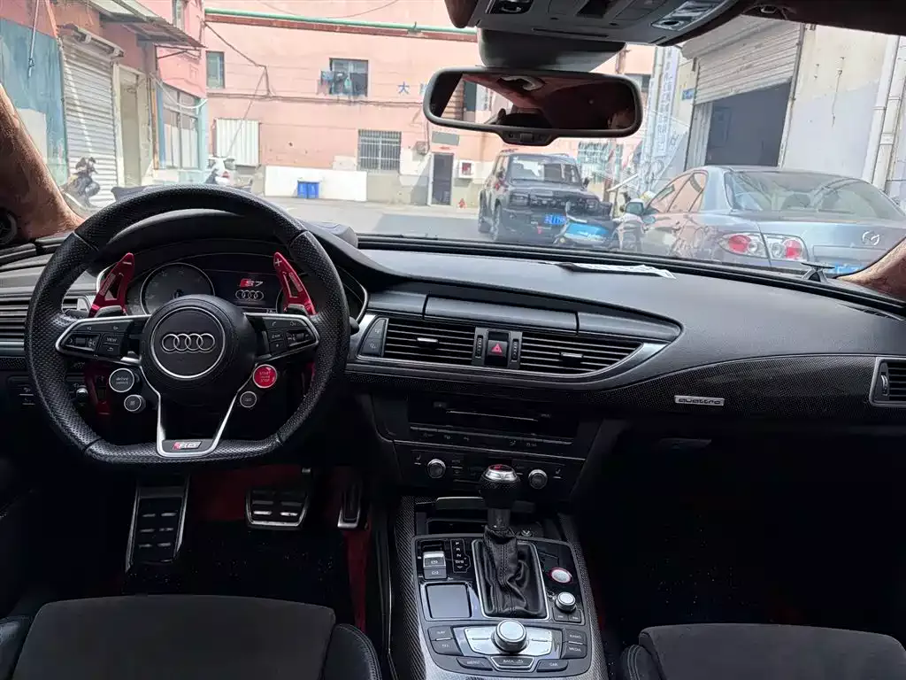 Audi S7 2016 4.0 TFSI quattro фото 10