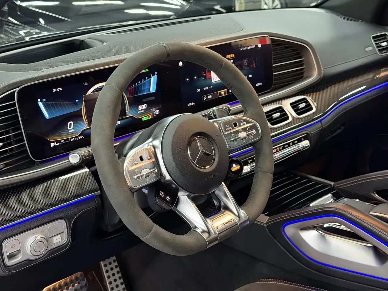 Mercedes-Benz GLE AMG 2020 AMG GLE 63 4MATIC+ фото 16