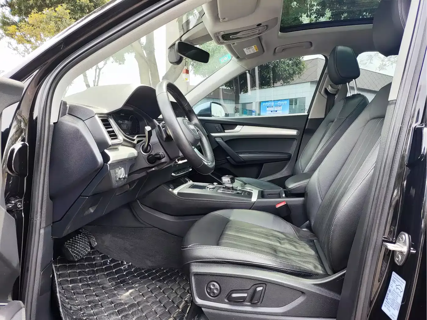 Audi Q5L 2020 40 TFSI Prestige Fashion фото 4