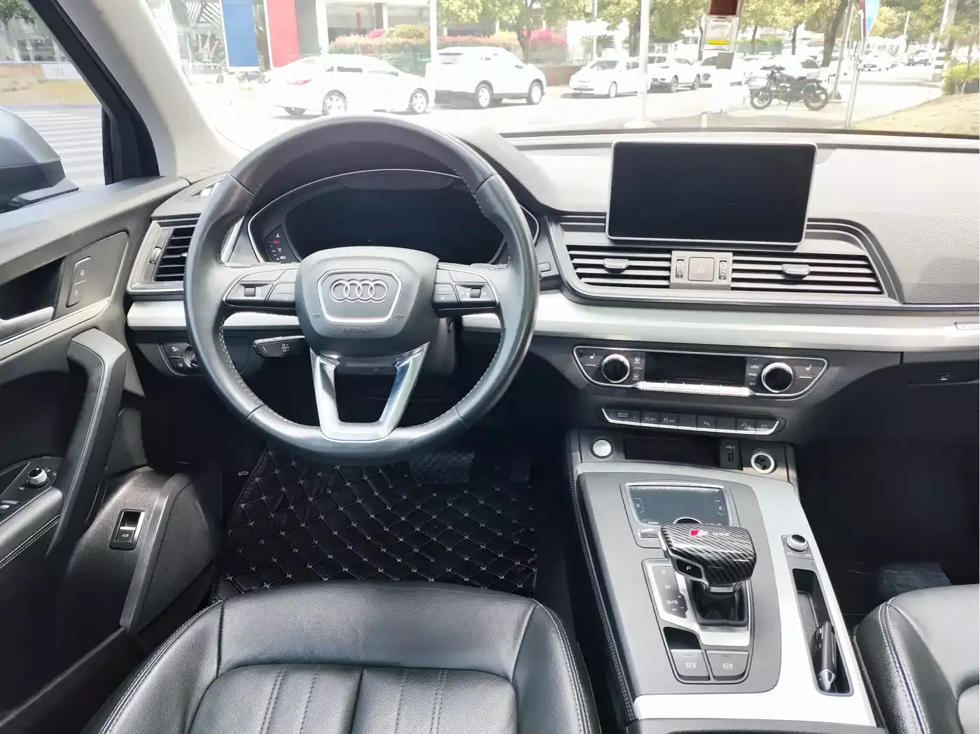 Audi Q5L 2020 40 TFSI Prestige Fashion фото 6