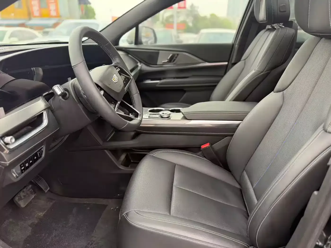Cadillac XT5 2024 2.0T AWD Luxury (Hummingbird Edition) фото 5