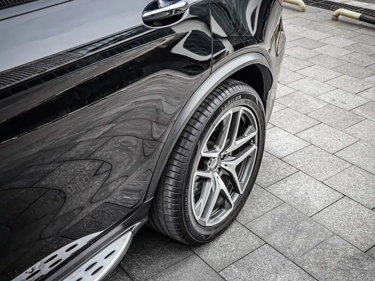 Mercedes-Benz GLC AMG 2018 AMG GLC 63 4MATIC+ фото 8