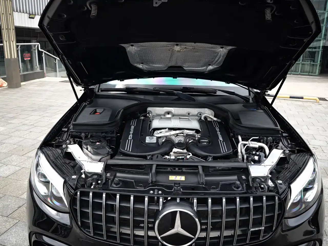 Mercedes-Benz GLC AMG 2018 AMG GLC 63 4MATIC+ фото 11