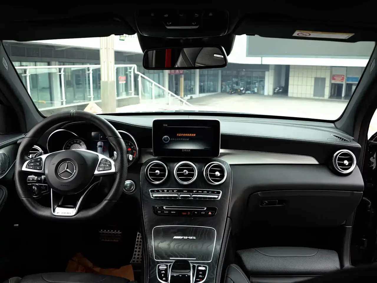 Mercedes-Benz GLC AMG 2018 AMG GLC 63 4MATIC+ фото 19