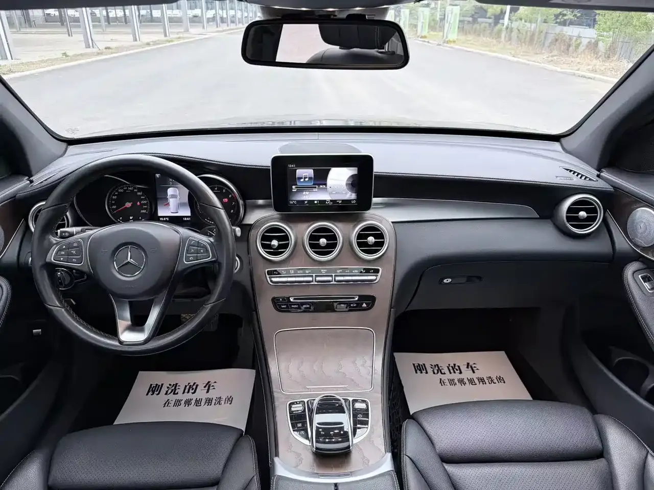 Mercedes-Benz GLC 2019 Facelift GLC 300 L 4MATIC Luxury фото 7
