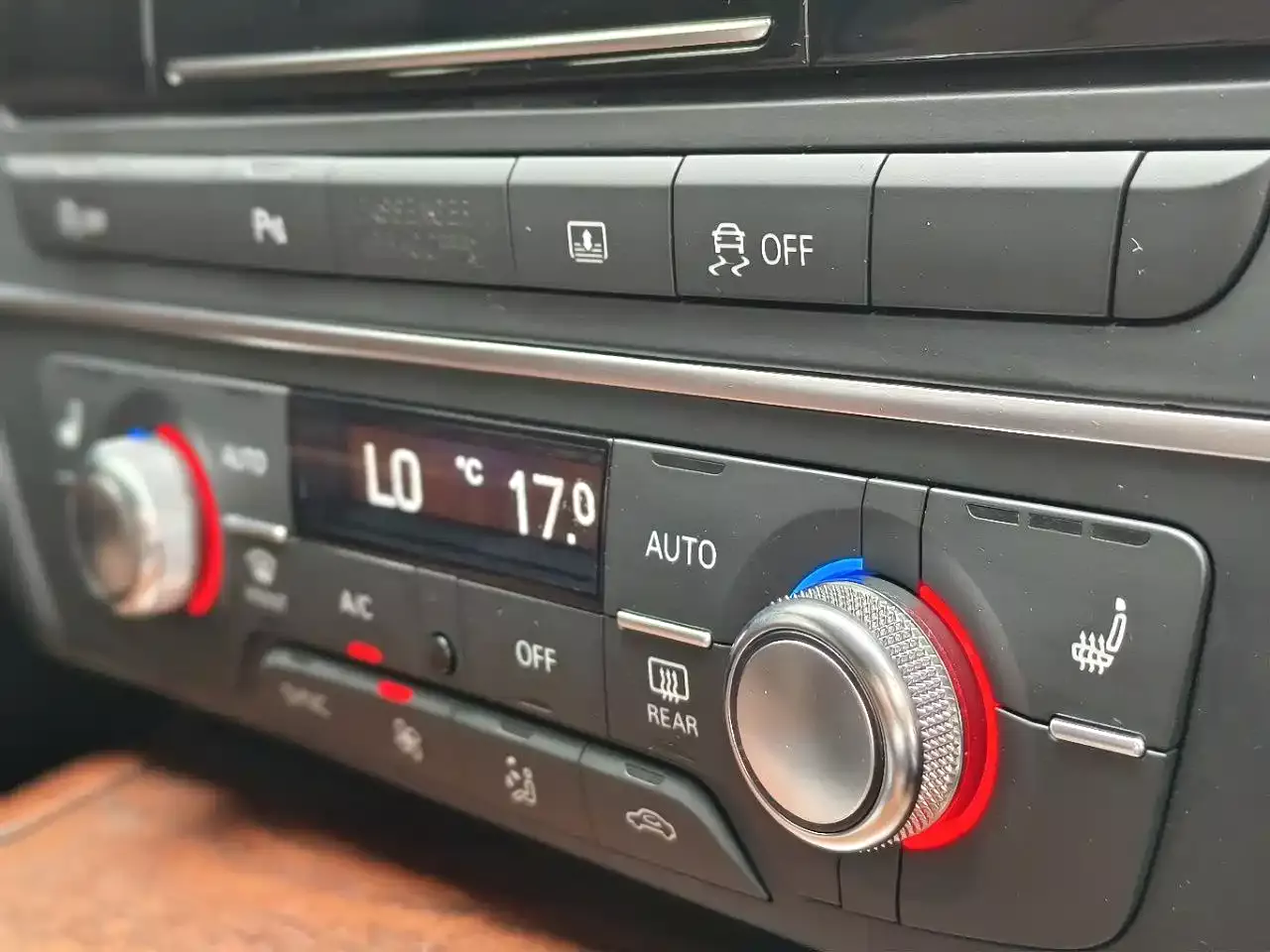 Audi A6L 2017 45 TFSI quattro Sport фото 7