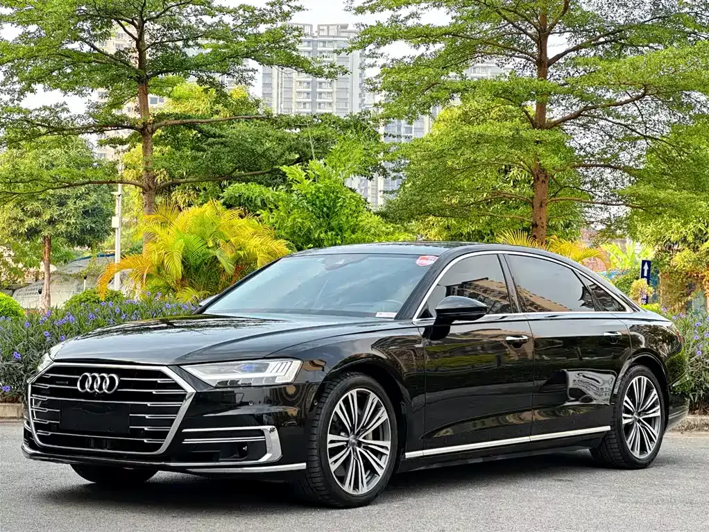 Audi A8 2019 Plus A8L 55 TFSI quattro Prestige фото 2