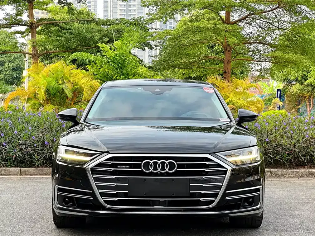 Audi A8 2019 Plus A8L 55 TFSI quattro Prestige фото 3