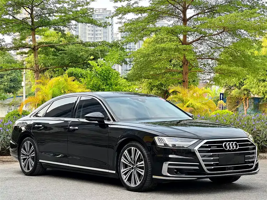 Audi A8 2019 Plus A8L 55 TFSI quattro Prestige фото 4
