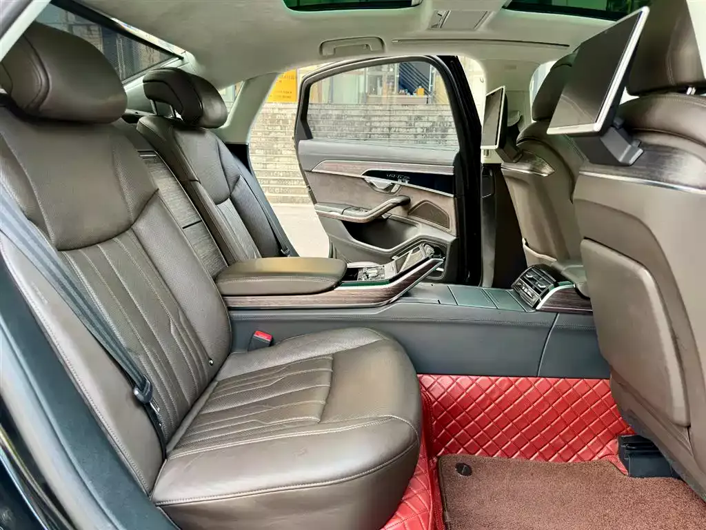 Audi A8 2019 Plus A8L 55 TFSI quattro Prestige фото 14