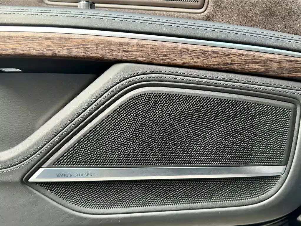 Audi A8 2019 Plus A8L 55 TFSI quattro Prestige фото 20