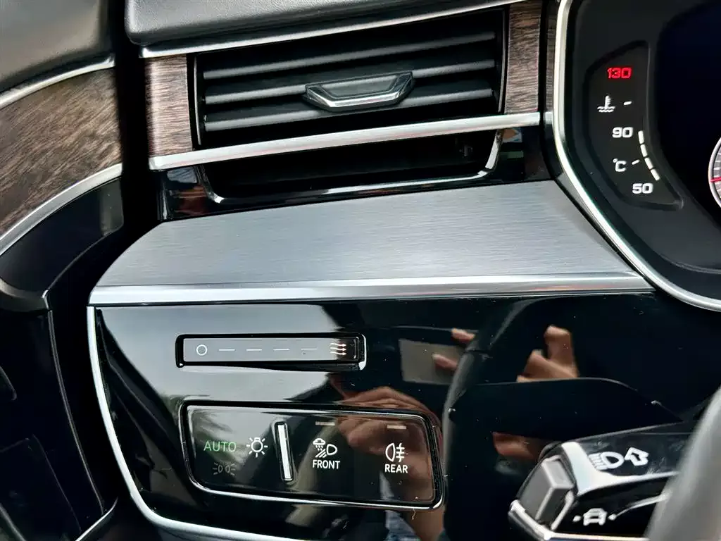 Audi A8 2019 Plus A8L 55 TFSI quattro Prestige фото 21