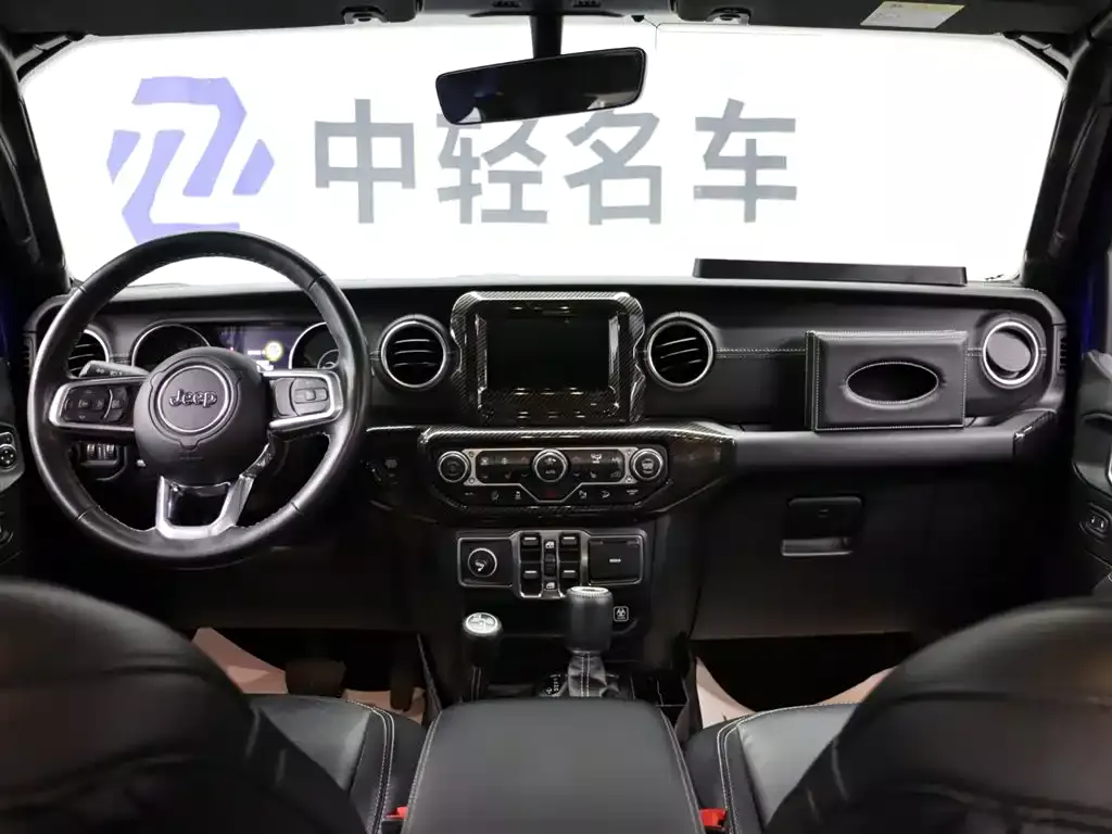 Jeep Wrangler 2021 2.0T Sahara Four-Door фото 10