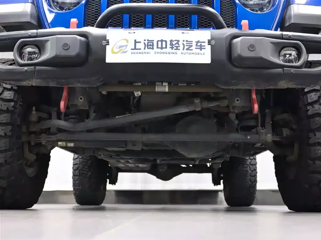 Jeep Wrangler 2021 2.0T Sahara Four-Door фото 25