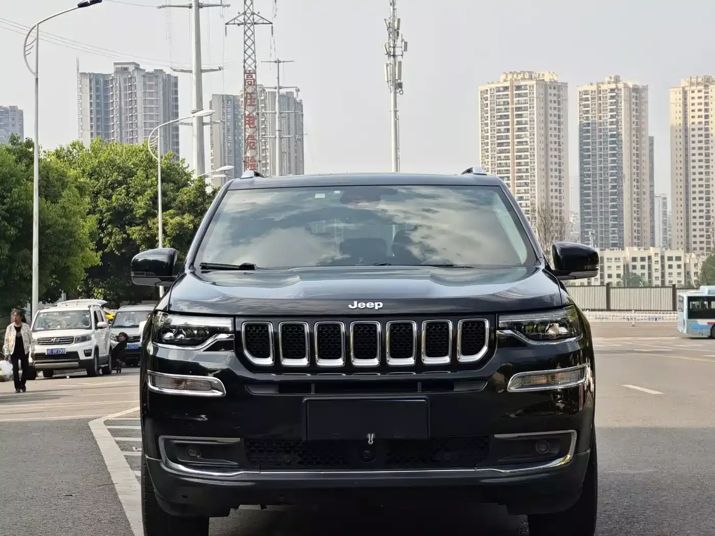 Jeep Grand Commander 2018 2.0T AWD Ultimate Edition (China V) фото 3