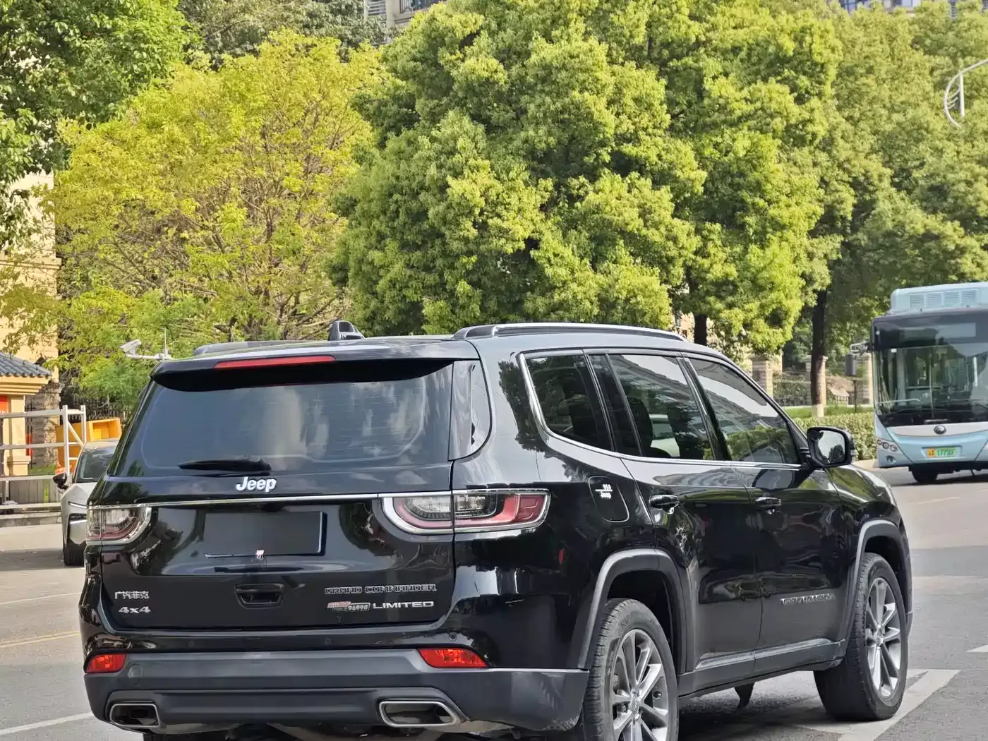 Jeep Grand Commander 2018 2.0T AWD Ultimate Edition (China V) фото 5