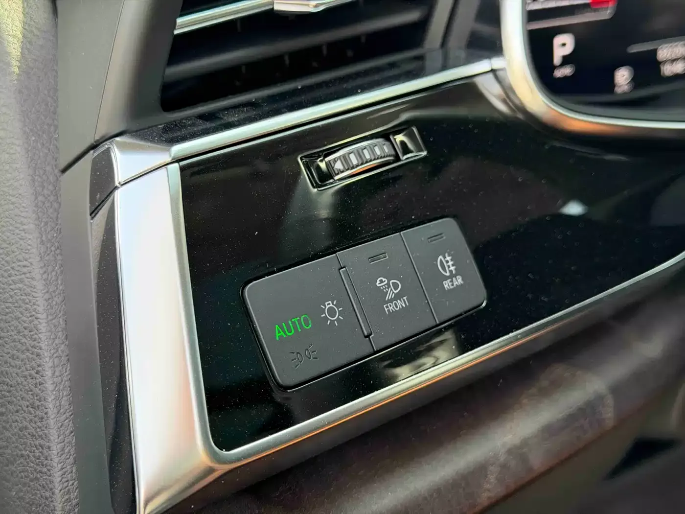 Audi Q8 2019 Model 55 TFSI Premium Dynamic фото 12