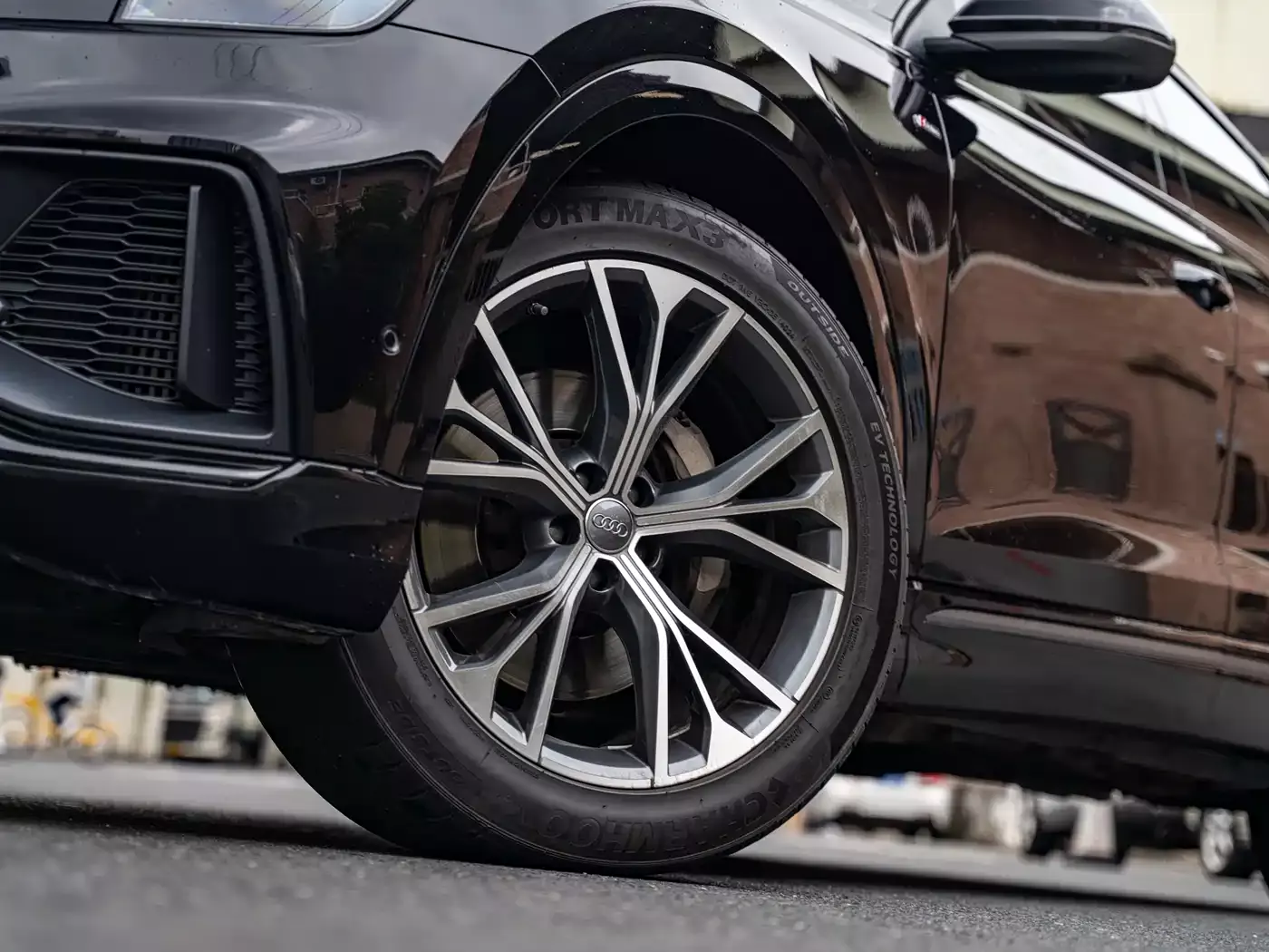 Audi Q8 2021 Model 55 TFSI Luxury Dynamic фото 6
