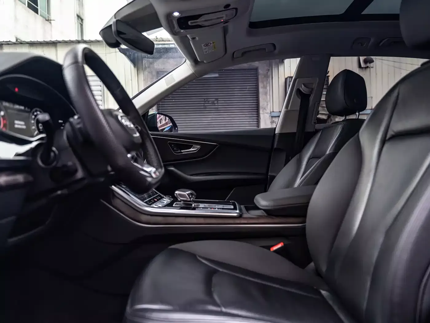 Audi Q8 2021 Model 55 TFSI Luxury Dynamic фото 14