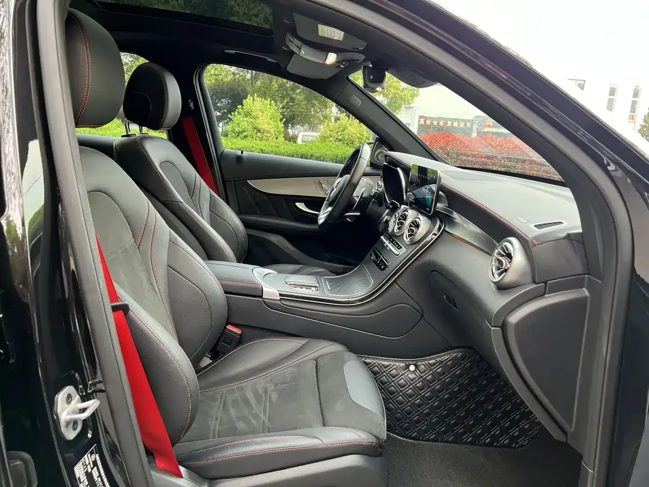Mercedes-Benz GLC AMG 2022 AMG GLC 43 4MATIC фото 12
